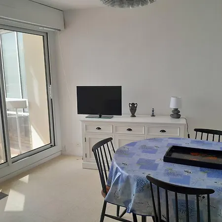 Gilles - T3 Face Avec Balcon, Parking Prive, Acces Direct - Fr-1-324-543 公寓 *